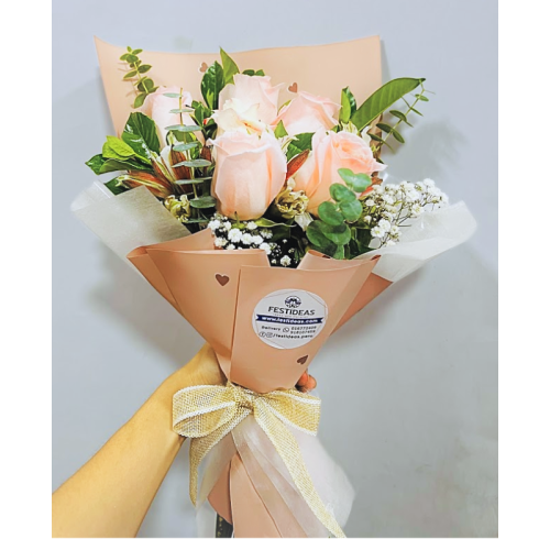 Ramo Rosas Caridad